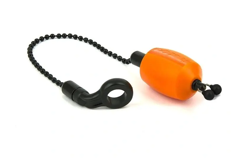 Nově v sortimentu - Swinger Fox Black Label Dumpy Bobbin Bílá